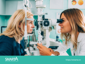 Bác sĩ đo thị lực (Optometrist)