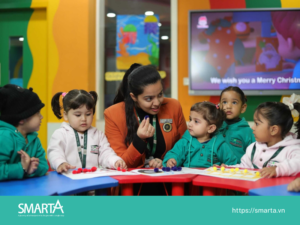 Nhân viên chăm sóc trẻ em (Childcare workers)