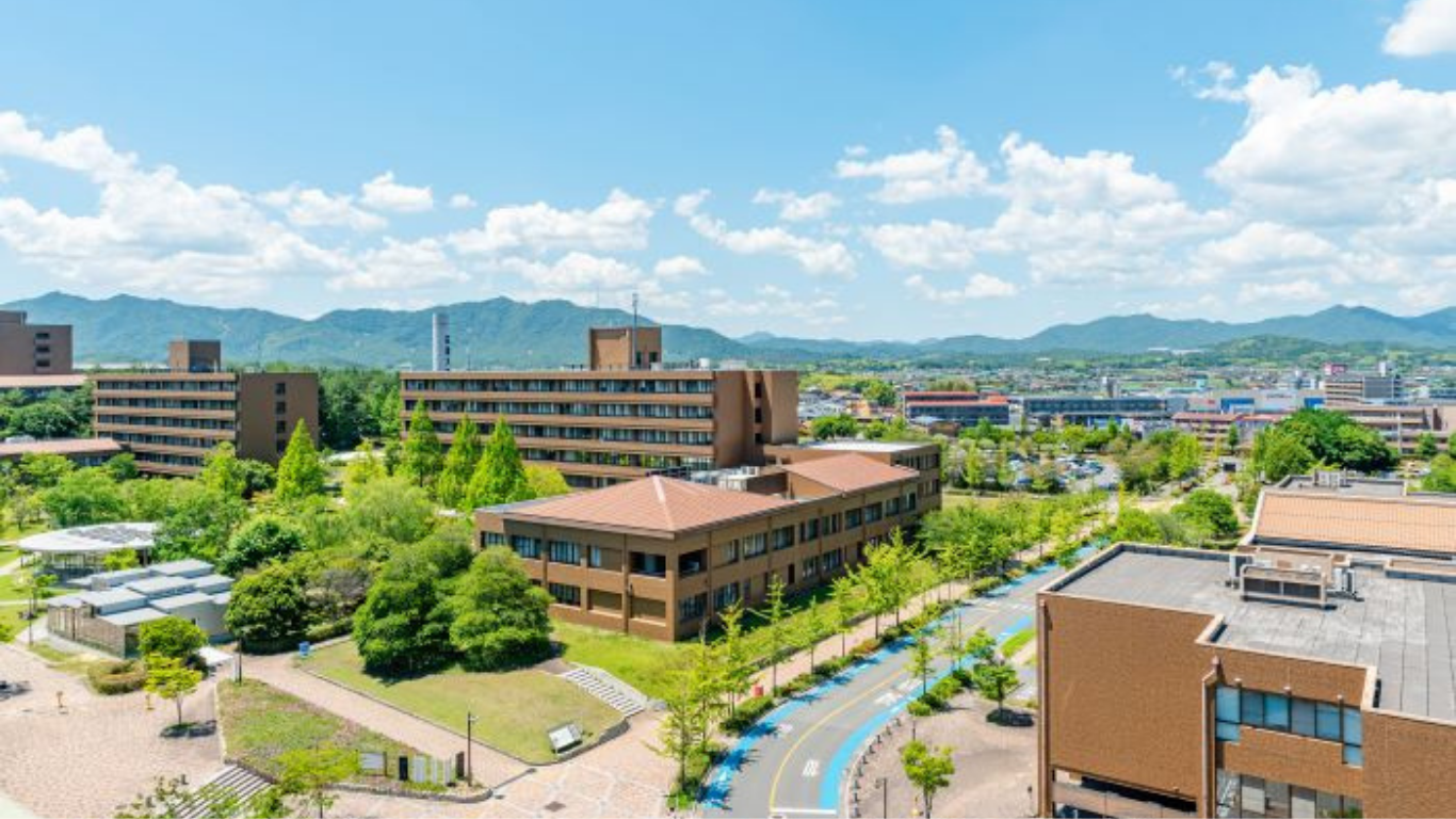 Đại học Hiroshima - Nhật Bản